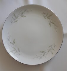 Assorted vintage china plates