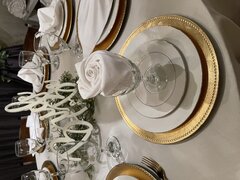 Ivory dinner plate with gold trim
