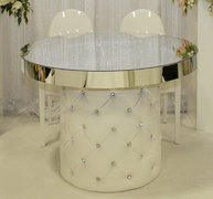 Regal Table Regal Table