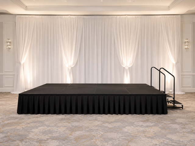 8 x 12 Black Stage 8 x 12 Black Stage