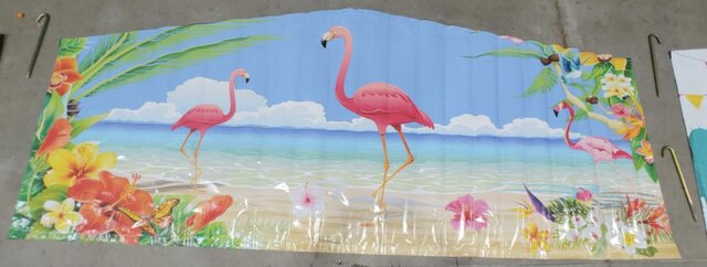 Flamingos panel