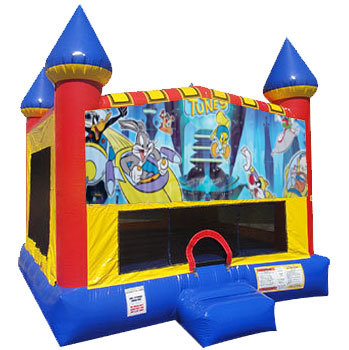 Looney Tunes Inflatable bounce house with Basketball Goal