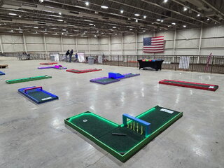 LED 9 hole mini golf