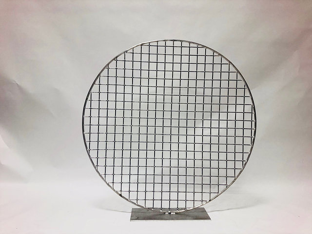 4FT ROUND NET FLORAL FRAME SILVER