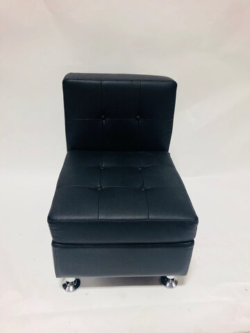 Black Lounge Chair Middle 