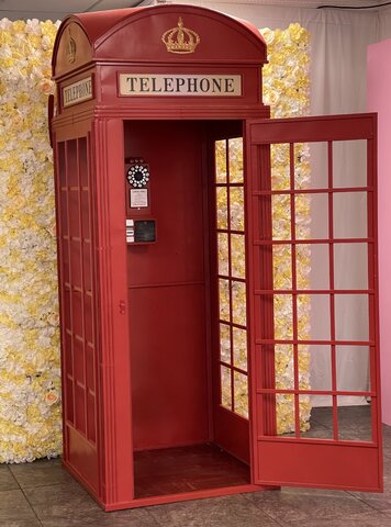 RED TELEPHONE BOOTH