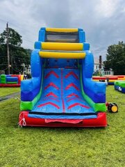 Warped Wall Climb Slide