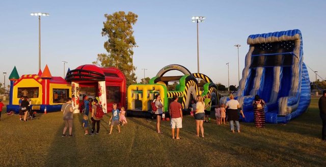 AZ Party Oasis - bounce house rentals and slides for parties in Glendale