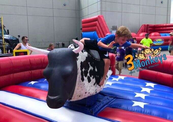 Mechanical Bull Riding Gettysburg