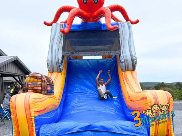 Warrior Obstacle for Adults - 3 Monkeys Inflatables