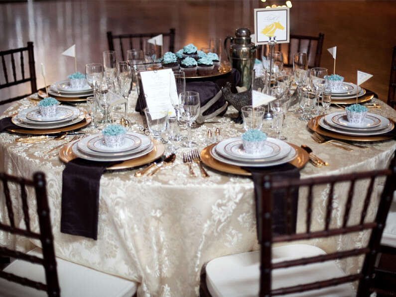 dinnerware & linen rentals LaQuinta