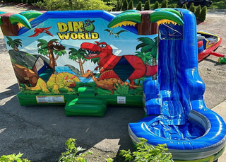 #102 Dino-world bounce house