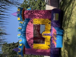 Regular Bounce house