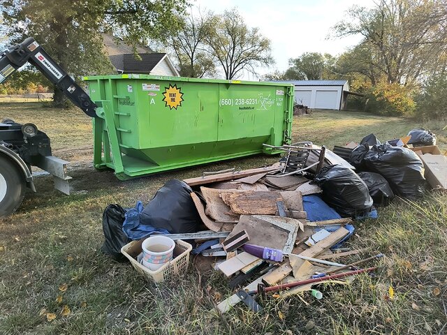 Medium Dumpster - 1 Day Special (Monday thru Thursday)