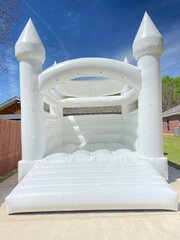 White Bounce House (13x13)