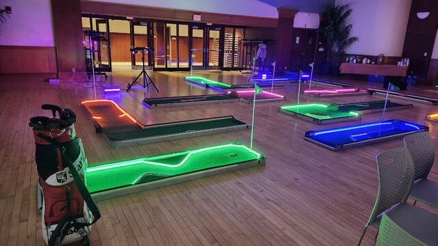 Glow Mini Golf