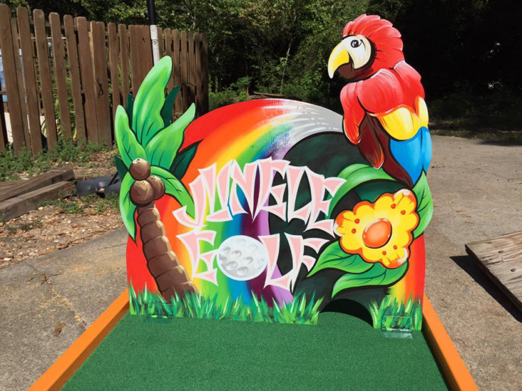 Jungle Mini Golf