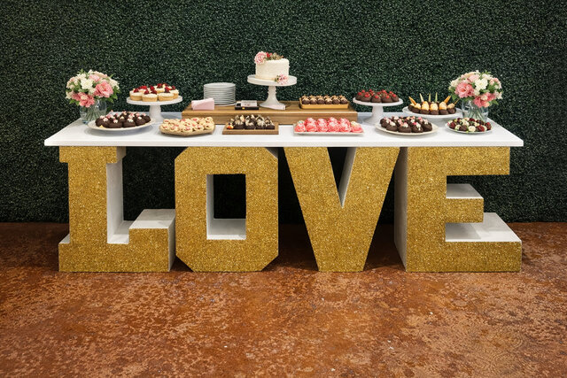 LOVE Table