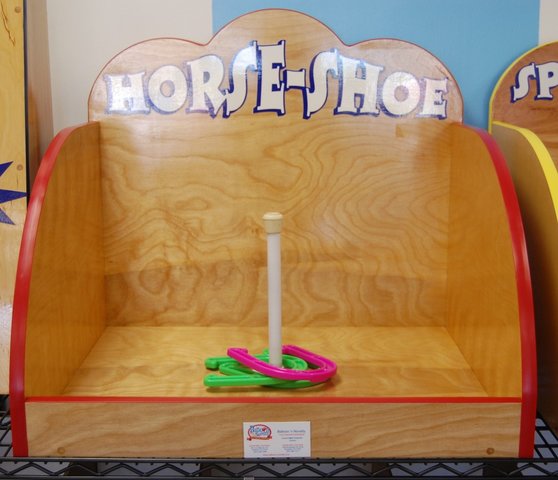 Horse Shoe Throw