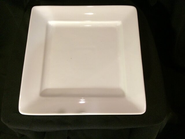 WHITE SQ DINNER PLATE