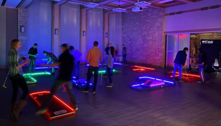 LED miniature putt-putt golf rentals in Macomb, MI