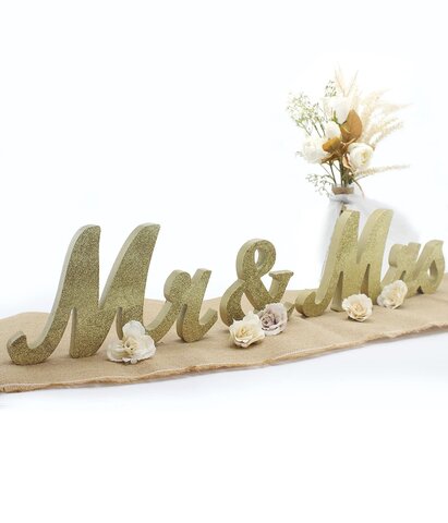 Mr and Mrs Signage Gold