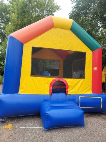 Fun Jumps Bounce House 