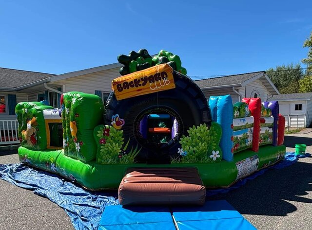 Backyard Clubhouse Inflatable Bounce House