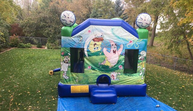 Sponge Bob Bounce House and Slide 