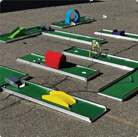 9 Hole Mini Golf