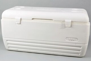 249 Can Capacity, 150 Quart Igloo Cooler