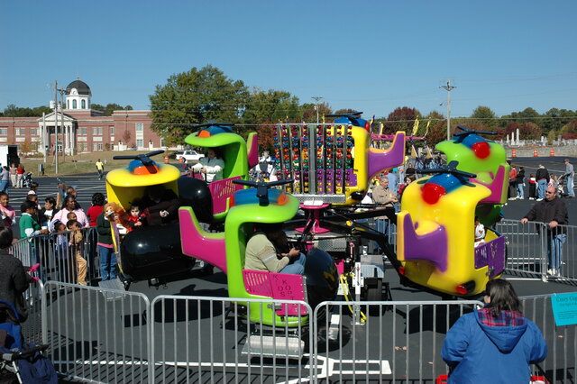 Keiki Kopter Mechanical Carnival Ride Rental