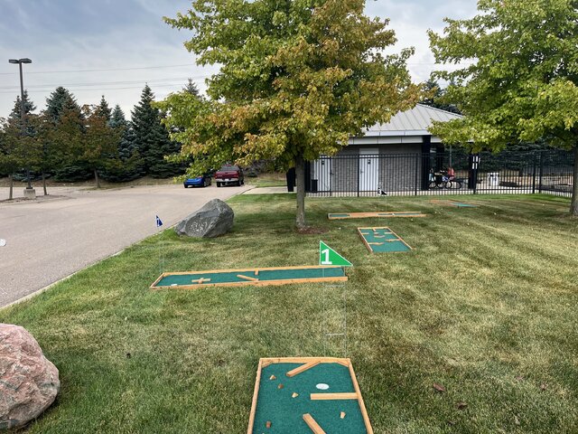 9 Hole Mini Putt Putt Course