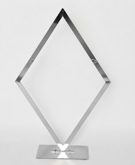 Silver diamond shaped centerpiece 