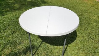 Tables (WHITE 48Inch Round)