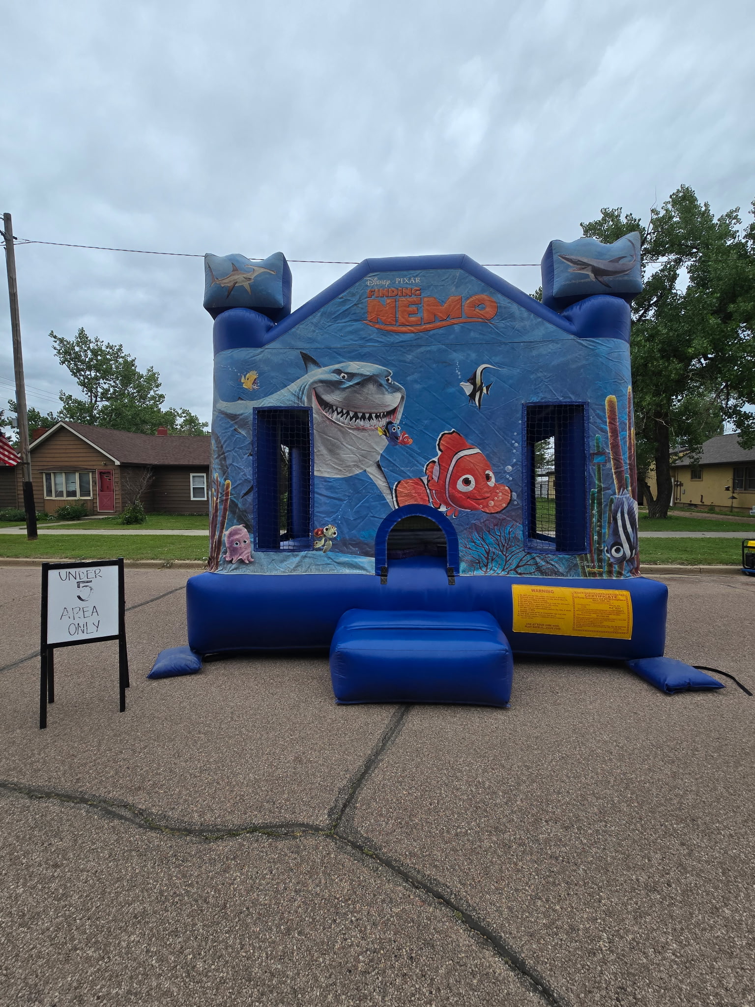 Finding Nemo Bounce House