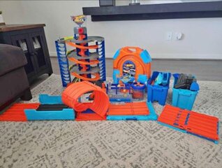 Big Kids' Box