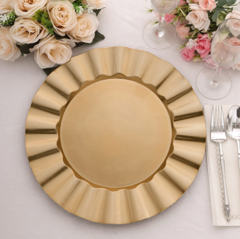 Gold Wavy Rim Acrylic Charger Plate