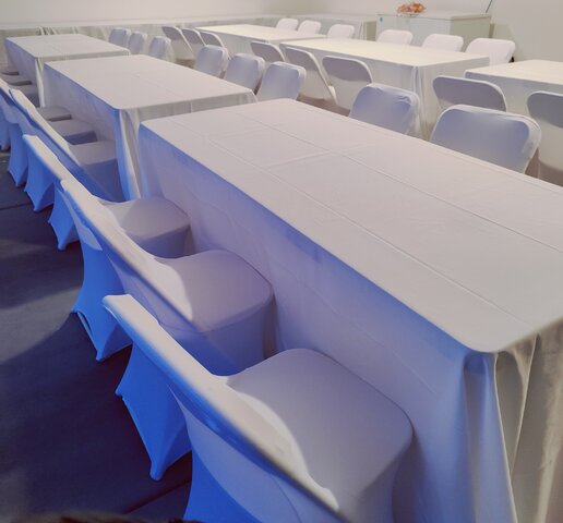 Set up Fee for 1 Table Linen and 8 Chair Covers (doesn't inlude the rental)