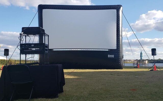 28ft X 22ft Front Projection Outdoor Movie Screen 
