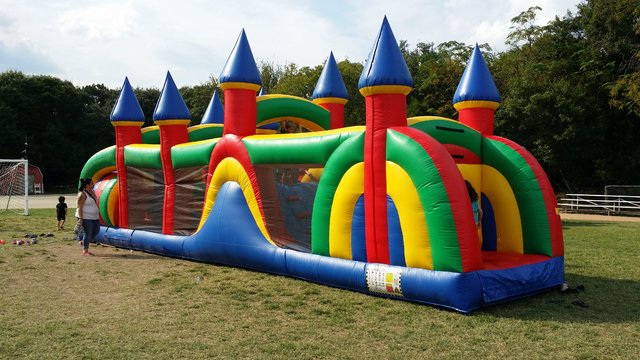 40' Castle obstacle course