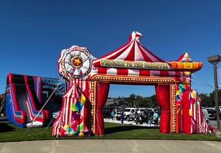 Carnival arch
