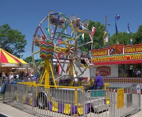 Eli Kiddy Ferris wheel (includes 1 operator)