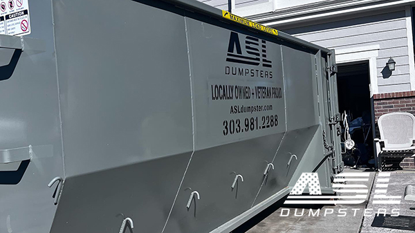 10-yard dumpster rental from ASL Dumpsters, perfect for small residential cleanups in Denver and Aurora, CO.
