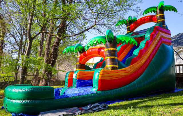 Emerald Fire 18 Foot Water Slide