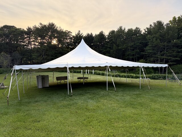 40' x 40'