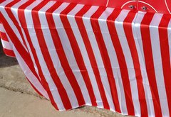 Poly. Tablecloths - red and white stripe