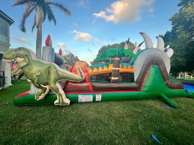 Jurassic dino adventure obstacle course dry 