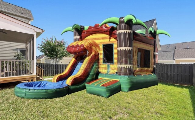 XL Lava 2-in-1 Bounce House w/ Slide (Wet)