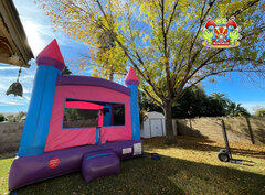 <span style=‘color: pink; font-weight: bold;’>Deluxe Princess Pink Bounce House with Basketball Hoop</span>